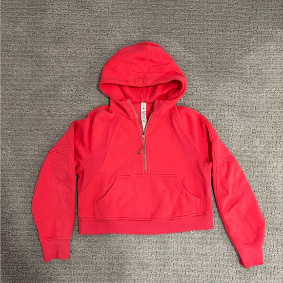 Lululemon Scuba - Picture 1 of 5